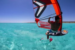 Severne Windsurf Segel FOIL GLIDE Red 2022 -Outlet FCS Store 020 Severne RedWing foil action A22I9055 6 jpg