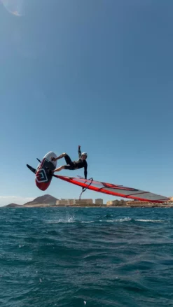 Severne Windsurf Segel FOIL FREEK Yellow LE 2023 18 Severne Windsurf Segel FOIL FREEK Yellow LE 2023 -Outlet FCS Store 023 Severne FoilFreek Balz Muller DSC02489 11 jpg