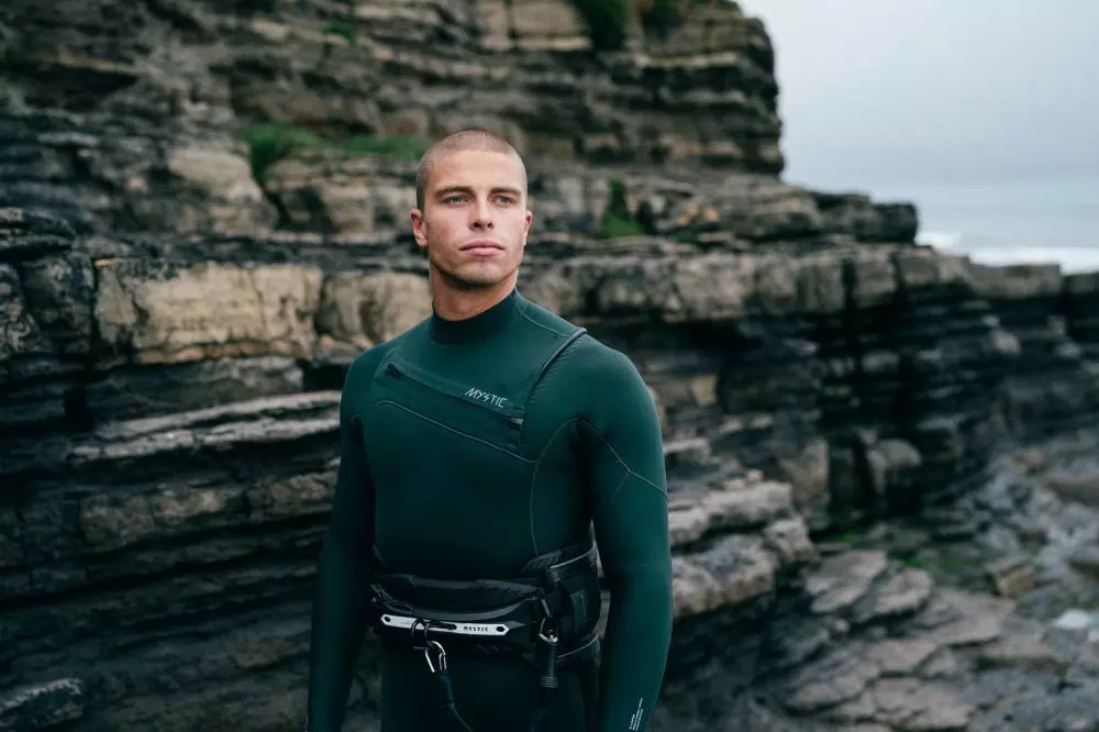 Mystic Neoprenanzug Majestic Fullsuit M Fzip 5/4 Herren Langarm 900-Black 2023 7 Mystic Neoprenanzug Majestic Fullsuit M Fzip 5/4 Herren Langarm 900-Black 2023 – Bild 5