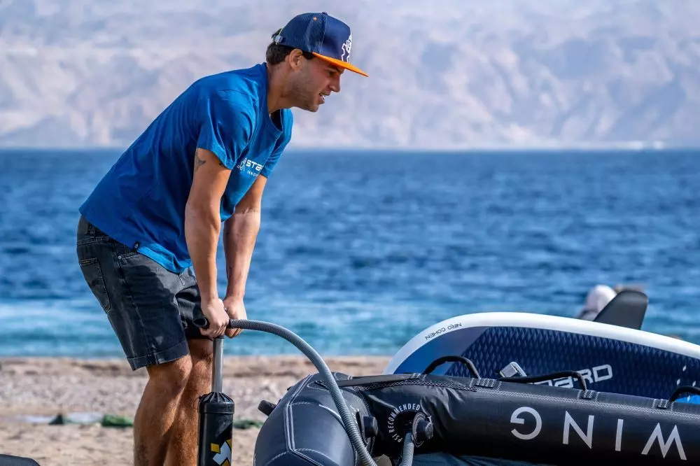 FreeWing Surf Wing GO WINDOW Gray And Light Blue 2023 4 FreeWing Surf Wing GO WINDOW Gray And Light Blue 2023 – Bild 2