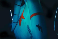 F-One Surf Wing STRIKE V2 A- GLACIER / FLAME 2022 12 F-One Surf Wing STRIKE V2 A- GLACIER / FLAME 2022 -Outlet FCS Store 31A5163 8 jpg