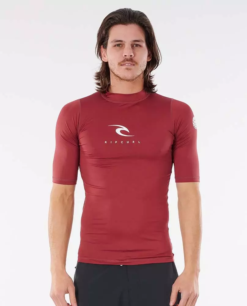 Rip Curl UV-Shirt CORPS S/SL UV - MAROON 2021 3 Rip Curl UV-Shirt CORPS S/SL UV - MAROON 2021