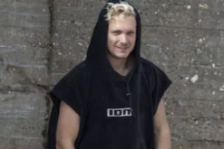 ION Poncho Poncho CORE Dirty Rose 2023 11 ION Poncho Poncho CORE Dirty Rose 2023 -Outlet FCS Store Bildschirmfoto 2021 10 25 um 17 36 28 15 jpg