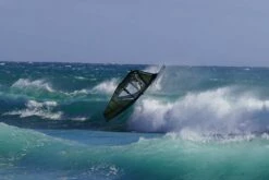 Point 7 Windsurf Segel SALTPRO Black 2023 19 Point 7 Windsurf Segel SALTPRO Black 2023 -Outlet FCS Store DSC06929 1