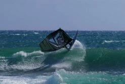 Point 7 Windsurf Segel SALTPRO Black 2023 22 Point 7 Windsurf Segel SALTPRO Black 2023 -Outlet FCS Store DSC07029 1