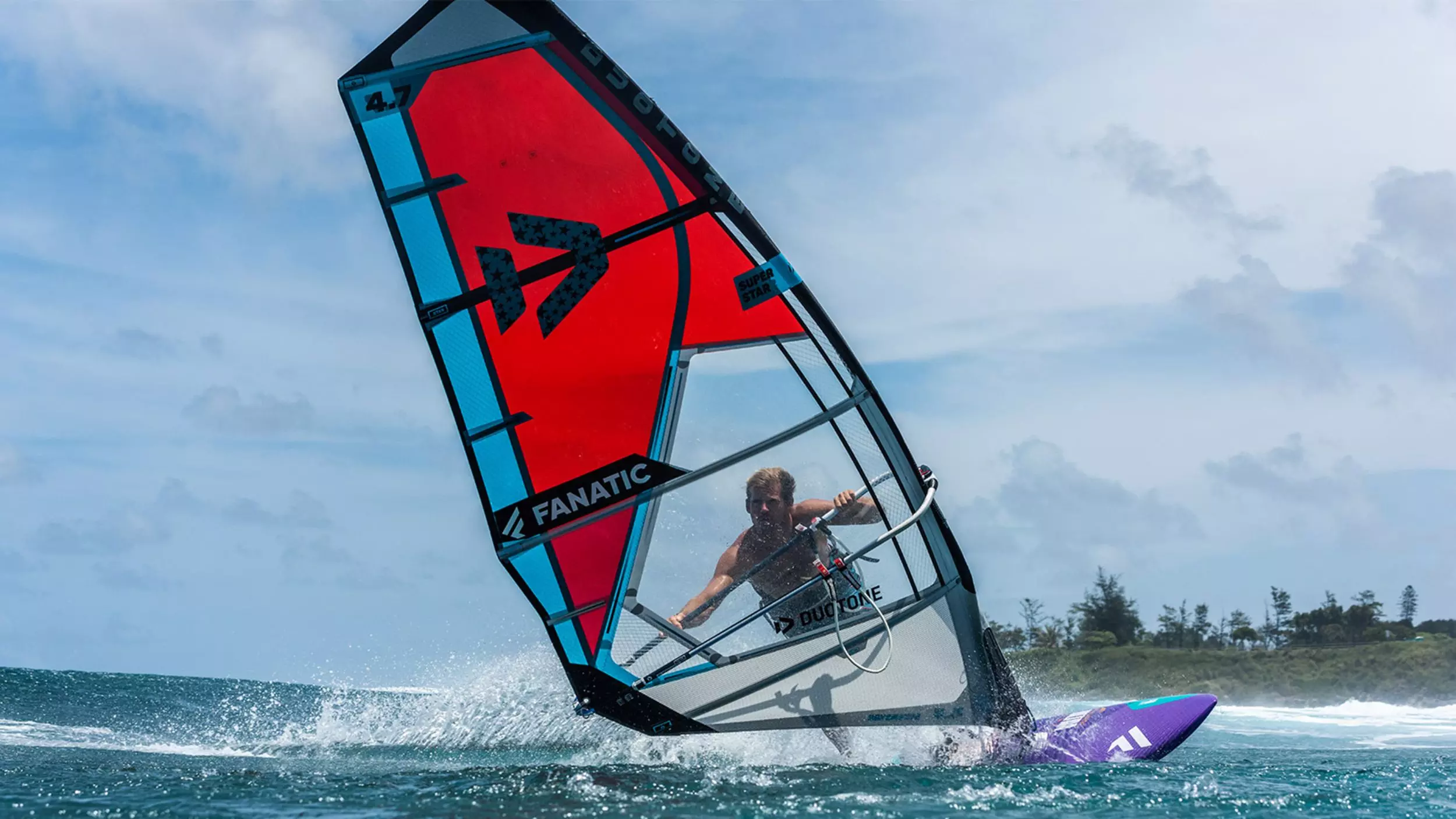 Duotone Windsurf Segel SUPER STAR C01:Red-Off.White 2021 4 Duotone Windsurf Segel SUPER STAR C01:Red-Off.White 2021 – Bild 2