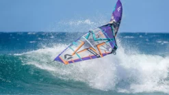 Duotone Windsurf Segel SUPER STAR C01:Red-Off.White 2021 10 Duotone Windsurf Segel SUPER STAR C01:Red-Off.White 2021 -Outlet FCS Store DUOTONE SAILS 2021 Gallery Super Star 05 31 jpg