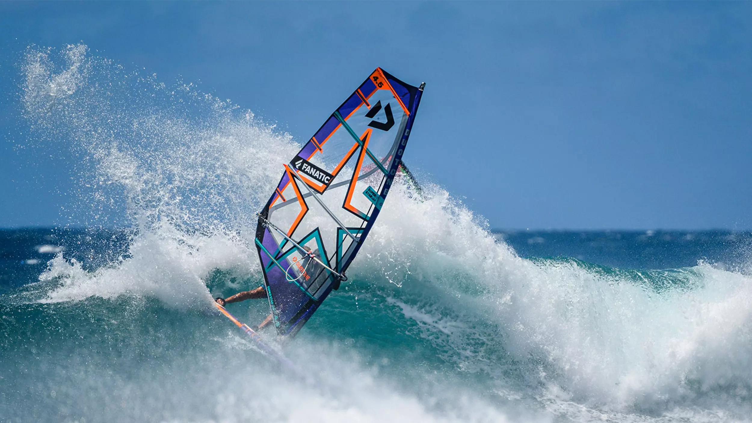 Duotone Windsurf Segel SUPER STAR C01:Red-Off.White 2021 7 Duotone Windsurf Segel SUPER STAR C01:Red-Off.White 2021 – Bild 5