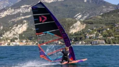 Duotone Windsurf Segel Warp_Fin 20.22 C18:black/berry 2022 -Outlet FCS Store DUOTONE SAILS 2022 Warp Fin 2022 Gallery 05 11 jpg