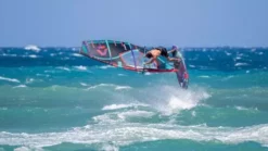 Duotone Windsurf Segel Idol LTD C10:black/pistaccio 2023 17 Duotone Windsurf Segel Idol LTD C10:black/pistaccio 2023 -Outlet FCS Store DUOTONE SAILS 2023 Idol LTD Gallery 06 5 jpg