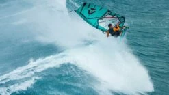 Duotone Windsurf Segel Super_Hero C02:coral 2023 17 Duotone Windsurf Segel Super_Hero C02:coral 2023 -Outlet FCS Store DUOTONE SAILS 2023 Super Hero Gallery 06 21