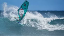 Duotone Windsurf Segel Super_Hero C01:pistaccio 2023 -Outlet FCS Store DUOTONE SAILS 2023 Super Hero Gallery 07 20 jpg