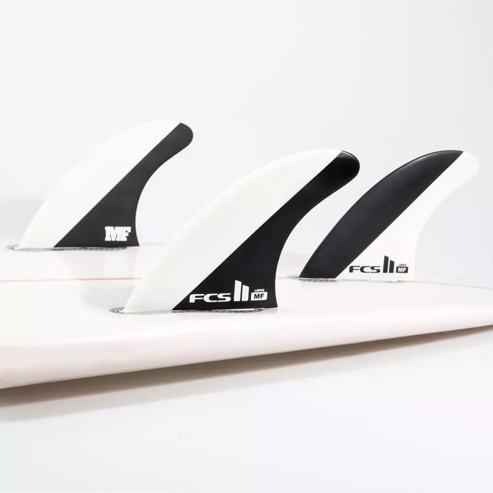 FCS Finnen II MF PC Black/White Large Tri Retail Fins 2023 4 FCS Finnen II MF PC Black/White Large Tri Retail Fins 2023 – Bild 2