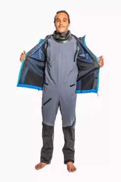 Starboard Trockenanzug SUP Suit Element HD Men Herren Parrot/New York/Black 2023 -Outlet FCS Store FOTObyKLOTZI 130 Kopie 11 jpg