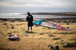 ION Neopren Überzieher Storm Coat 900 Black 2023 -Outlet FCS Store SUTTON9U5A3768 SERGIESPINOSA LOWRESOLUTION 5 jpg