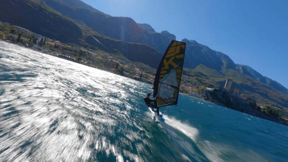 Point 7 Windsurf Segel SLASH Green 2023 13 Point 7 Windsurf Segel SLASH Green 2023 – Bild 11