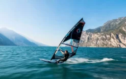 Duotone Windsurf Segel S_Pace C29:black/grey 2023 -Outlet FCS Store Website DTW Duotone S Pace JordyVonk LakeGarda 2022 SimonCrowther D6I0143 7 jpg