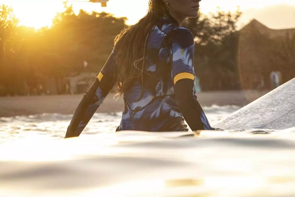 ION Neoprenanzug Amaze Shorty LS NZ DL 2.0 Damen Blue Capsule 2021 4 ION Neoprenanzug Amaze Shorty LS NZ DL 2.0 Damen Blue Capsule 2021 – Bild 2