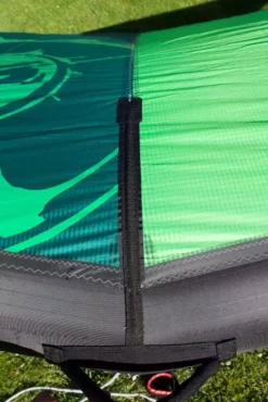 Slingshot Surf Wing SlingWing V3 Green Green 2023 14 Slingshot Surf Wing SlingWing V3 Green Green 2023 -Outlet FCS Store slingwing v3 leading edge profile entry batten 10 jpg